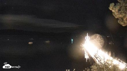 Garwoods Grill and Pier Live Cam - Aug 18, 2026, 4:39am PDT
