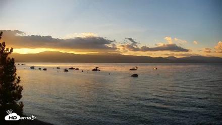Garwoods Grill and Pier Live Cam - Aug 29, 2026, 6:45am PDT