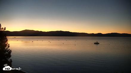 Garwoods Grill and Pier Live Cam - Oct 7, 2026, 6:33am PDT