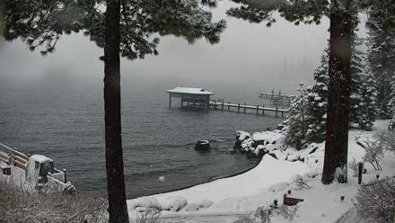 Garwoods Grill and Pier Live Cam - Dec 26, 2025, 9:18am PST