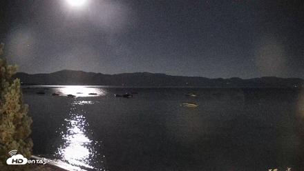 Garwoods Grill and Pier Live Cam - Aug 29, 2026, 9:49pm PDT