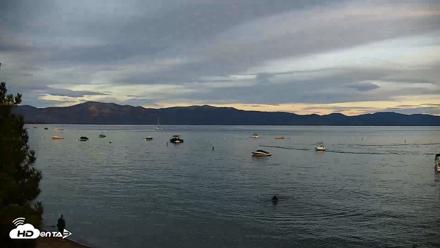 Garwoods Grill and Pier Live Cam - Sep 9, 2026, 7:09pm PDT