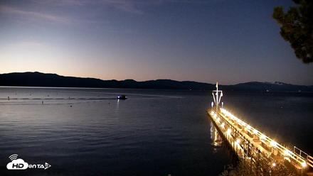 Garwoods Grill and Pier Live Cam - May 15, 2026, 5:03am PDT