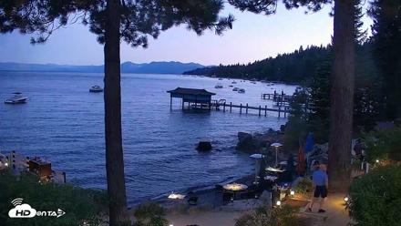 Garwoods Grill and Pier Live Cam - Aug 29, 2026, 7:55pm PDT