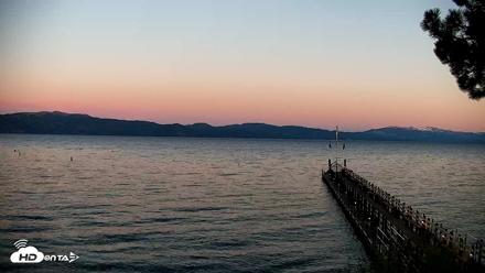 Garwoods Grill and Pier Live Cam - May 18, 2026, 8:11pm PDT