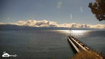 Garwoods Grill and Pier Live Cam - Oct 23, 2026, 10:58am PDT