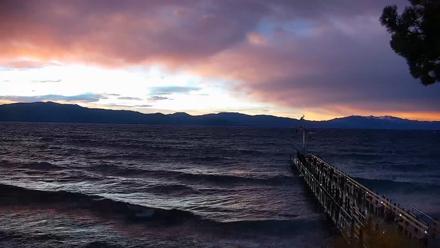 Garwoods Grill and Pier Live Cam - Nov 5, 2025, 6:27am PST