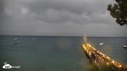 Garwoods Grill and Pier Live Cam - Sep 4, 2026, 6:17am PDT