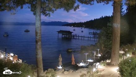 Garwoods Grill and Pier Live Cam - Sep 10, 2026, 7:55pm PDT