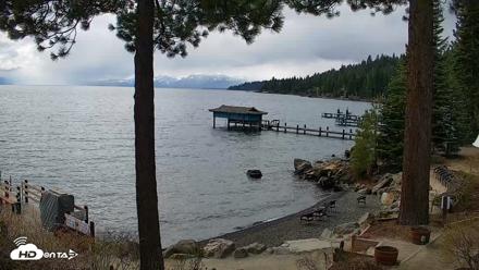 Garwoods Grill and Pier Live Cam - Apr 10, 2026, 11:13am PDT