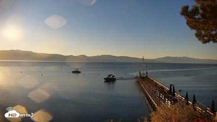 Garwoods Grill and Pier Live Cam - Oct 6, 2026, 7:35am PDT