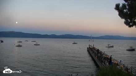 Garwoods Grill and Pier Live Cam - Aug 26, 2026, 7:45pm PDT