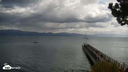 Garwoods Grill and Pier Live Cam - Oct 12, 2026, 2:02pm PDT