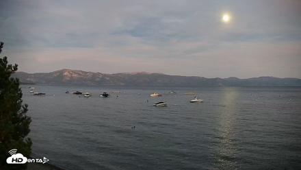 Garwoods Grill and Pier Live Cam - Aug 25, 2026, 8:04pm PDT