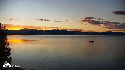 Garwoods Grill and Pier Live Cam - Oct 5, 2026, 6:57am PDT