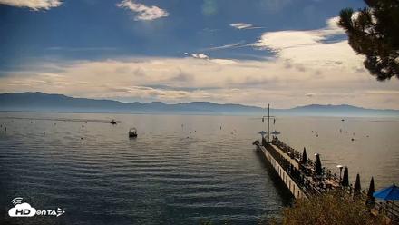 Garwoods Grill and Pier Live Cam - Oct 2, 2026, 10:56am PDT