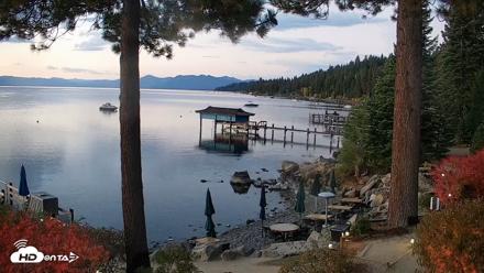 Garwoods Grill and Pier Live Cam - Oct 5, 2026, 6:49am PDT