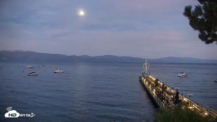 Garwoods Grill and Pier Live Cam - Aug 25, 2026, 8:04pm PDT