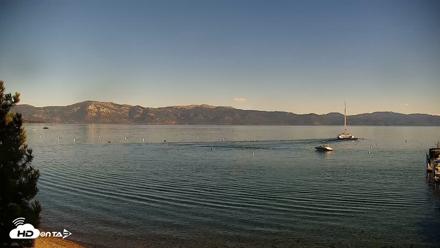Garwoods Grill and Pier Live Cam - Oct 6, 2026, 3:45pm PDT
