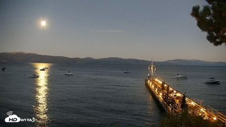 Garwoods Grill and Pier Live Cam - Aug 26, 2026, 8:08pm PDT