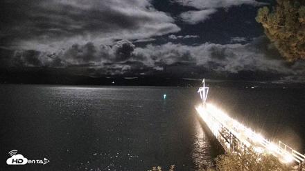 Garwoods Grill and Pier Live Cam - Oct 22, 2026, 7:32pm PDT