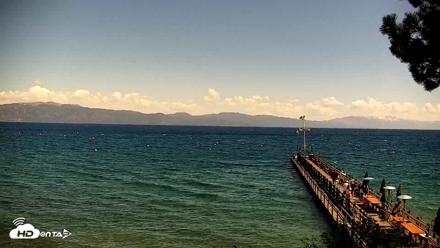 Garwoods Grill and Pier Live Cam - May 25, 2026, 2:32pm PDT