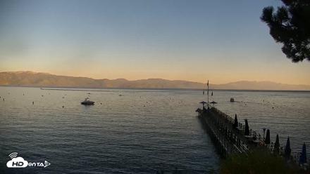 Garwoods Grill and Pier Live Cam - Oct 1, 2026, 6:03pm PDT