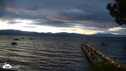 Garwoods Grill and Pier Live Cam - Sep 3, 2026, 6:18am PDT