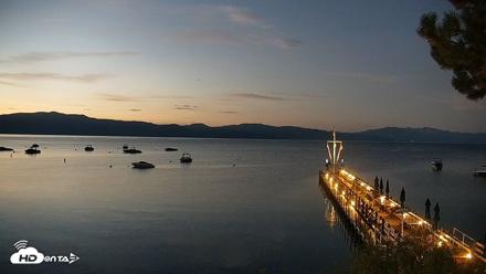 Garwoods Grill and Pier Live Cam - Aug 10, 2026, 5:35am PDT