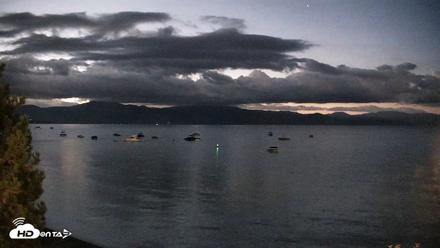 Garwoods Grill and Pier Live Cam - Aug 29, 2026, 5:49am PDT