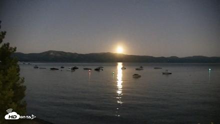 Garwoods Grill and Pier Live Cam - Jul 29, 2026, 9:00pm PDT