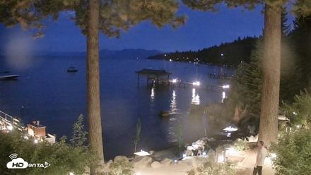 Garwoods Grill and Pier Live Cam - Aug 16, 2026, 8:35pm PDT