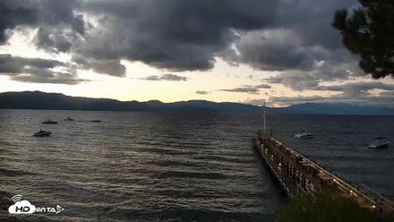 Garwoods Grill and Pier Live Cam - Sep 5, 2026, 6:21am PDT