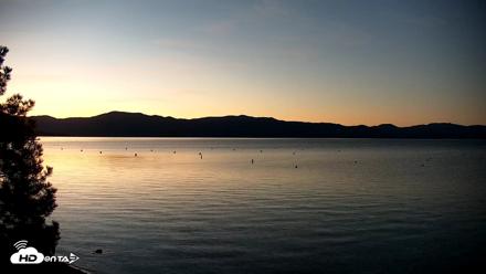 Garwoods Grill and Pier Live Cam - May 15, 2026, 5:21am PDT