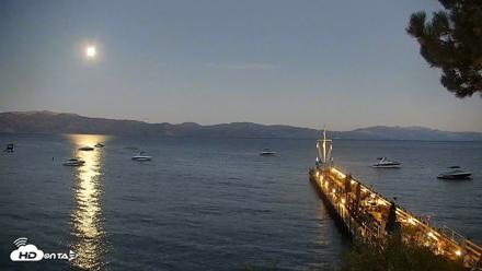 Garwoods Grill and Pier Live Cam - Aug 26, 2026, 8:07pm PDT