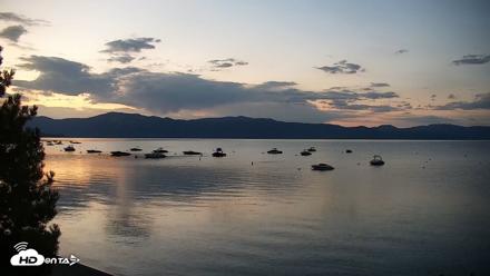 Garwoods Grill and Pier Live Cam - Aug 11, 2026, 5:51am PDT
