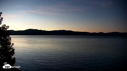 Garwoods Grill and Pier Live Cam - May 15, 2026, 5:11am PDT