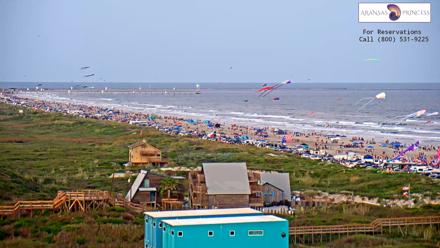 Aransas Princess - Port Aransas Beach Live Webcam - Oct 11, 2025, 7:10pm CDT