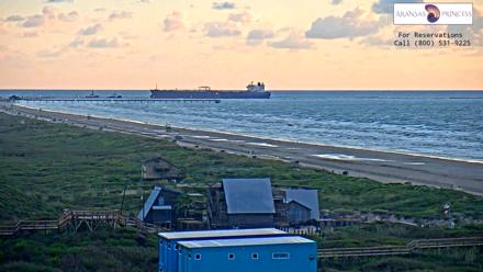 Aransas Princess - Port Aransas Beach Live Webcam - Oct 14, 2025, 7:47am CDT