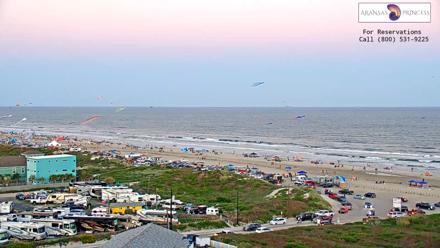 Aransas Princess - Port Aransas Beach Live Webcam - Oct 11, 2025, 7:10pm CDT