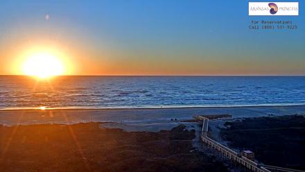 Aransas Princess - Port Aransas Beach Live Webcam - Dec 19, 2025, 7:21am CST