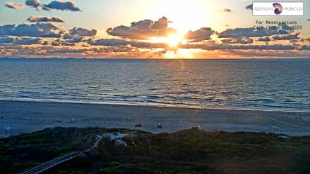 Aransas Princess - Port Aransas Beach Live Webcam - Nov 1, 2025, 7:50am CDT
