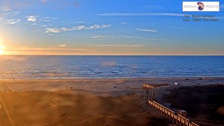 Aransas Princess - Port Aransas Beach Live Webcam - Feb 16, 2026, 7:21am CST