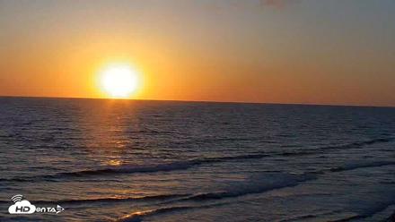 Terramar Point Surf Live Webcam - May 6, 2026, 7:28pm PDT