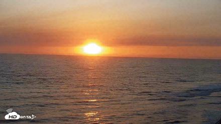 Terramar Point Surf Live Webcam - May 19, 2026, 7:37pm PDT