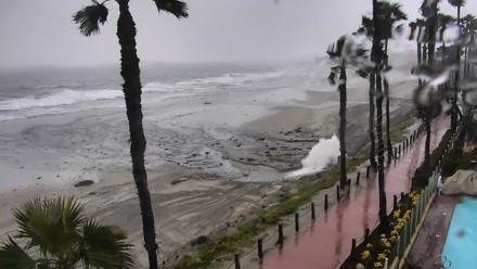 Pacific Beach Live Surf Webcam - Feb 19, 2026, 4:35pm PST