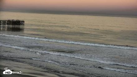 Pacific Beach Live Surf Webcam - Oct 3, 2026, 6:45am PDT