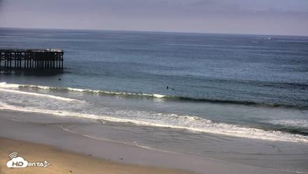 Pacific Beach Live Surf Webcam - Apr 10, 2026, 10:09am PDT