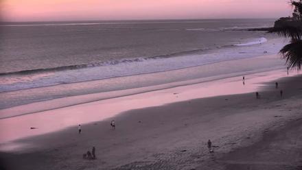 Pacific Beach Live Surf Webcam - Feb 5, 2026, 5:27pm PST