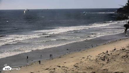 Pacific Beach Live Surf Webcam - Apr 22, 2026, 4:44pm PDT